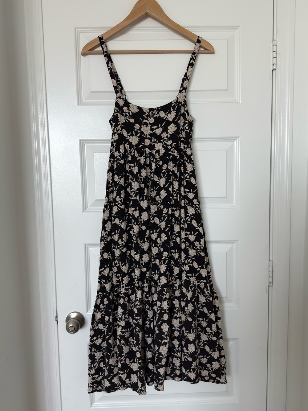 Neuflora Lexington Black Floral Midi Dress Small Square Neck Sleeveless Flowy